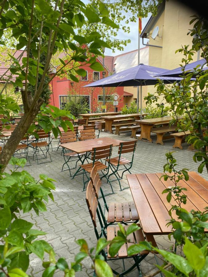 Hotel-gasthof Zur Post Velburg